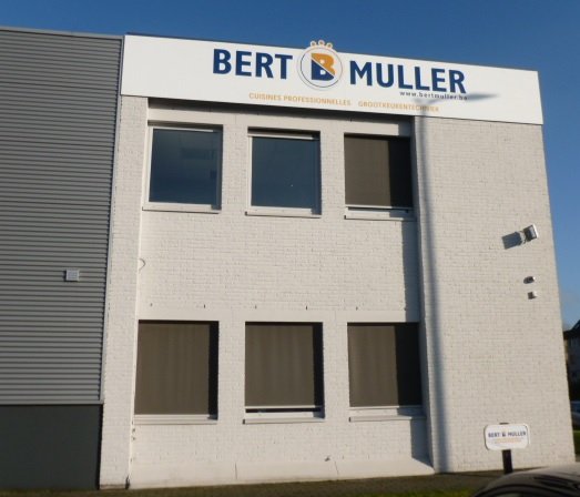 Vooraanzicht pand Bert Muller Belgie